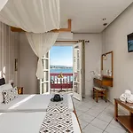 Отель Palatia Naxos City