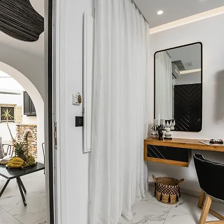 Отель Palatia *