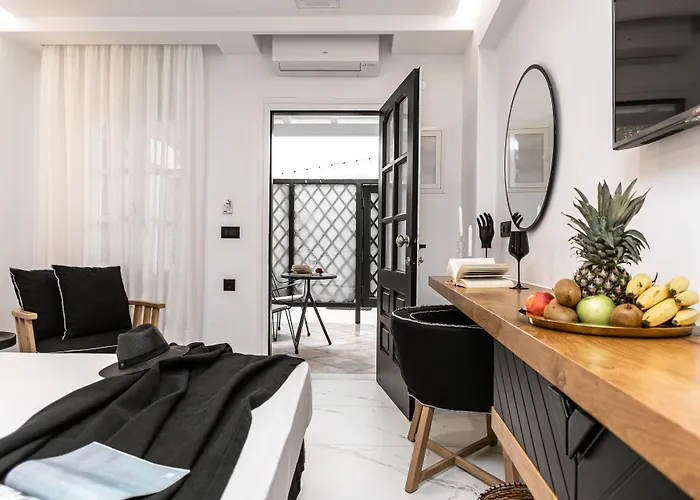 Palatia Hotel Naxos City