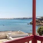 παλάτια