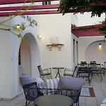 παλάτια