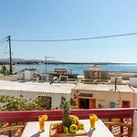 παλάτια