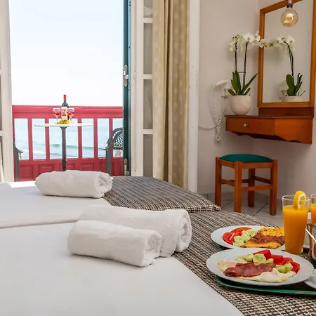 Palatia Naxos City